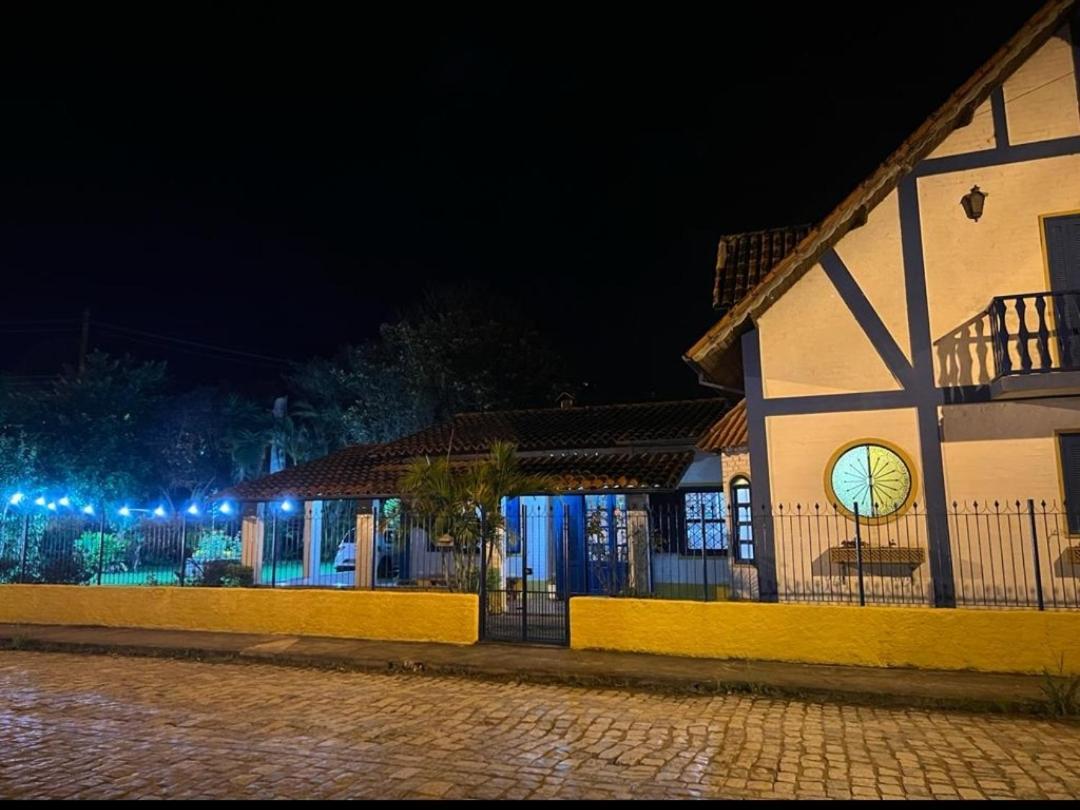 Passa Quatro- CASA INTEIRA RUSTICA para até 9 pessoas Exterior foto